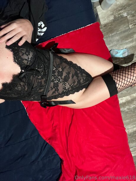 Maxie618 hd model pics