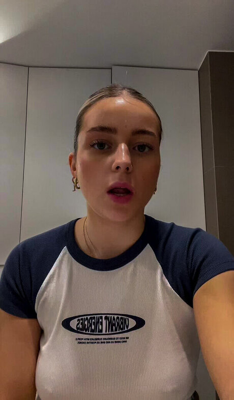 Lea Breuer star porn images