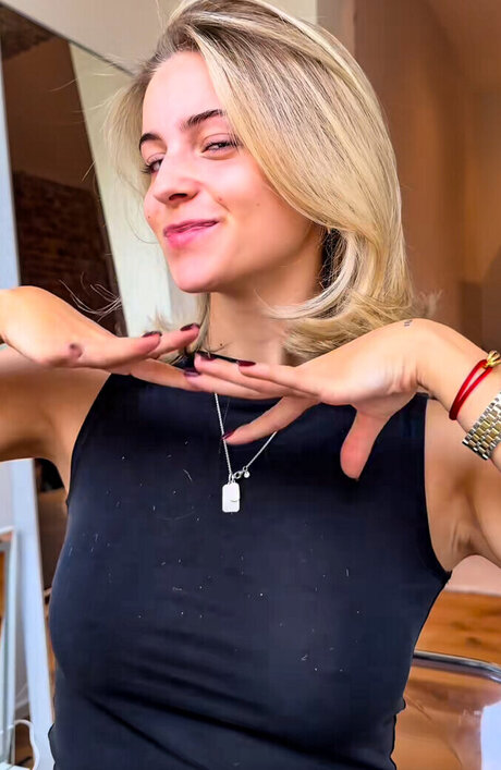 Lea Breuer pornstar sexy pics