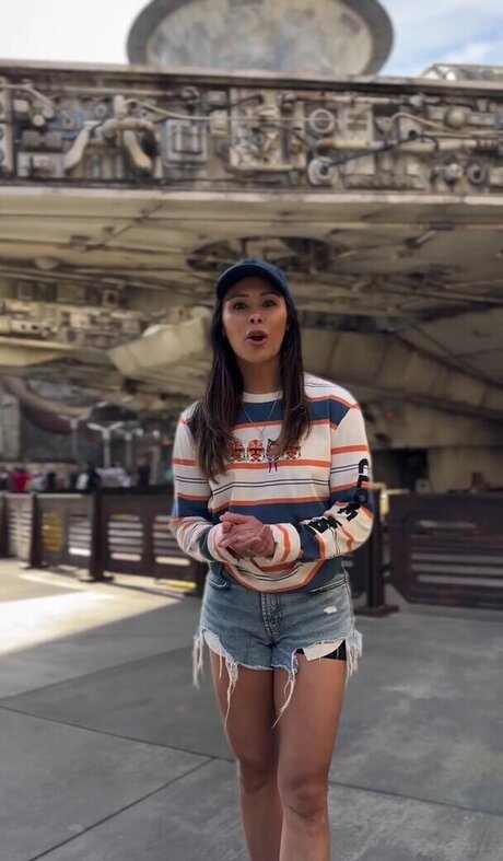 Lauren Mary Kim star nudes picture