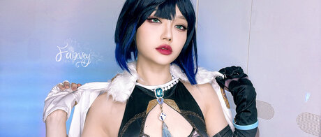 Faixvey model nude archive