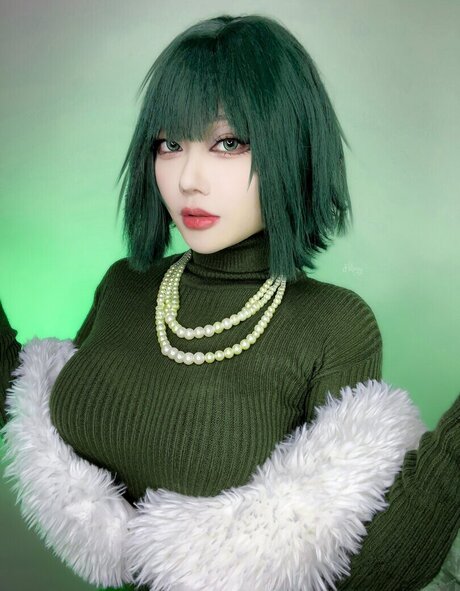 Faixvey model beautiful picture