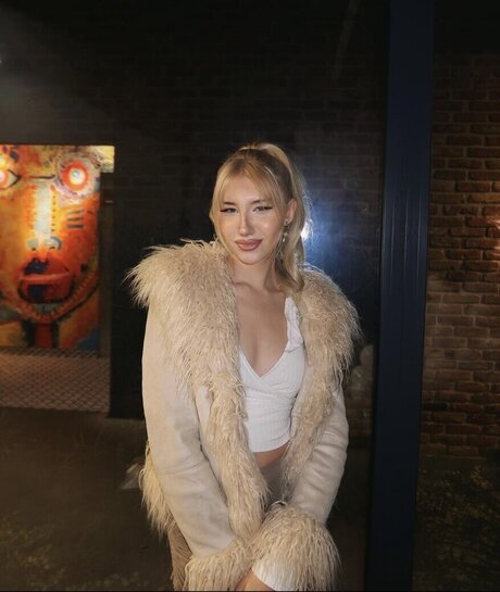 Tamara becca beautiful actress pic