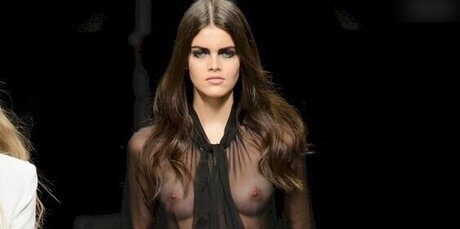 Kamila Hansen art star photos