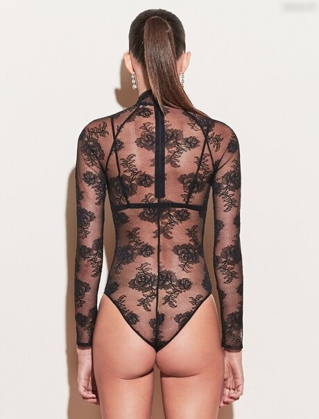 Kamila Hansen star erotic photos