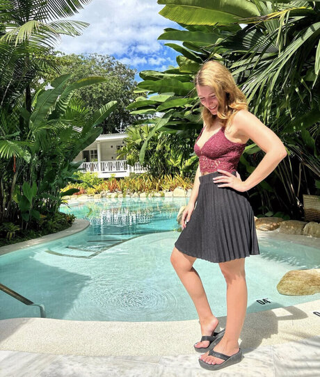 Iris Mareike Steen model nudes pics