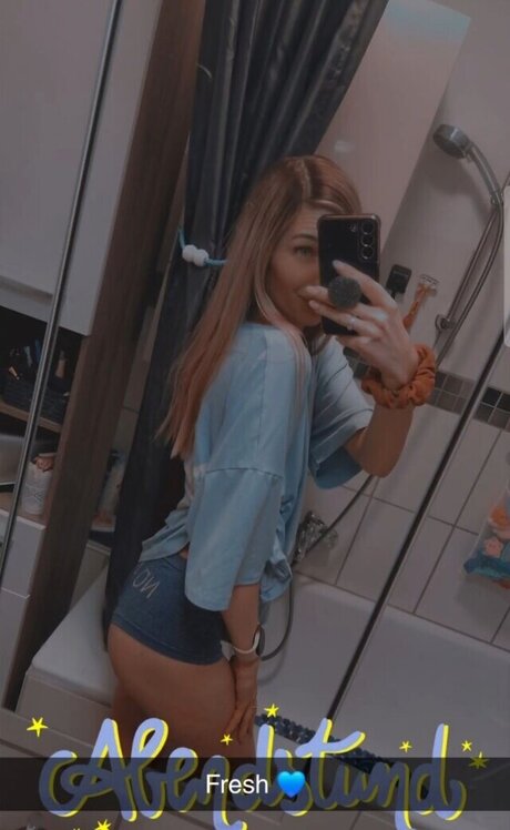 shemale cum in mouth onlyfans free pictures