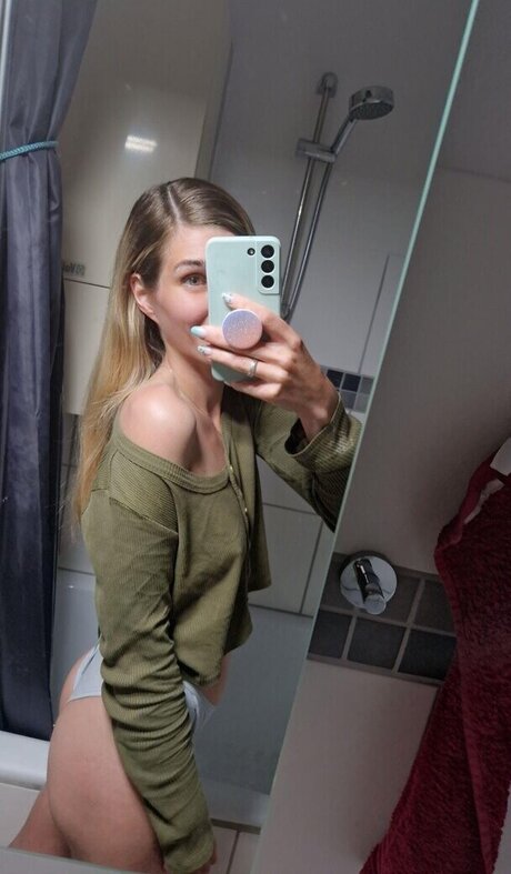 teen solo onlyfans free naked pics