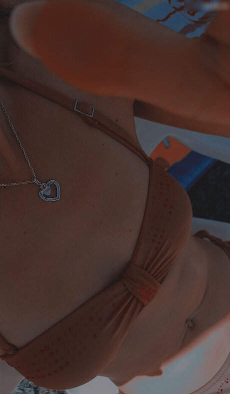 blowjob brunette onlyfans free sexy gallery