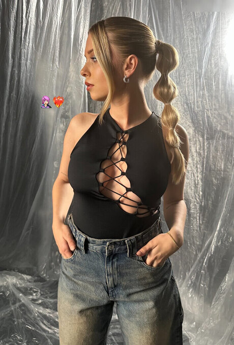 sucking cock onlyfans free naked img