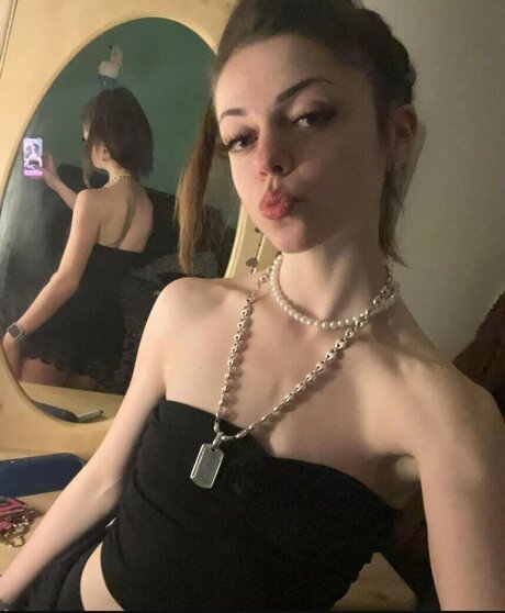 Zion Diamond beautiful model pics