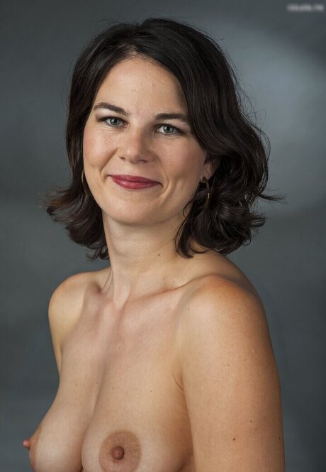 huge fake tits onlyfans xxx image