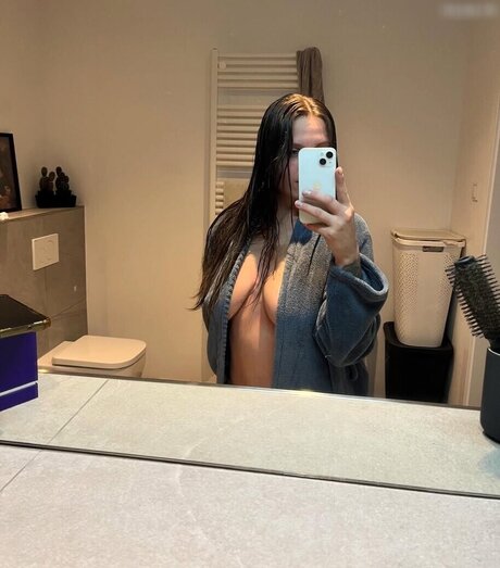 Steffania Morello nude actress gallery