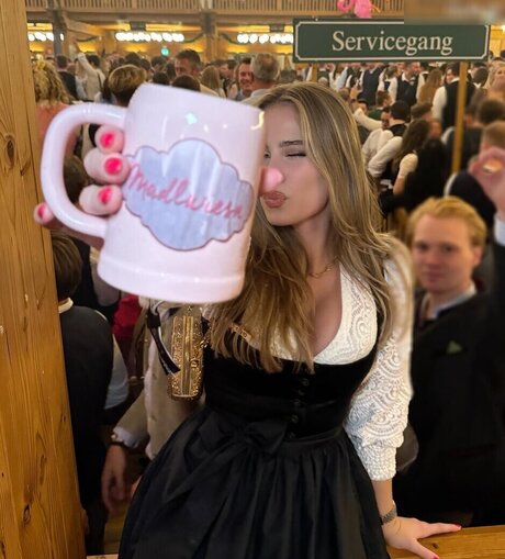 Kim Sara nude pornstar images