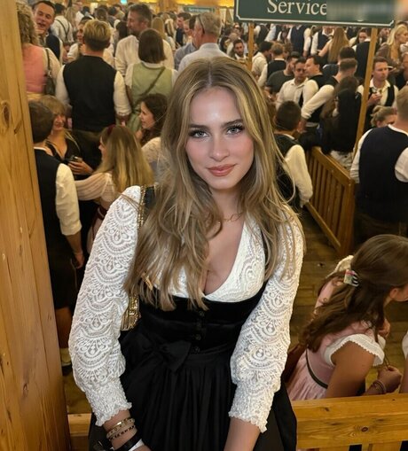 Kim Sara free model images