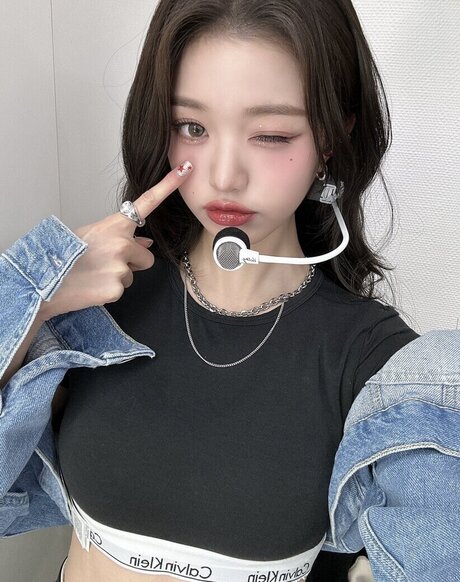 Jang Won young beautiful star images