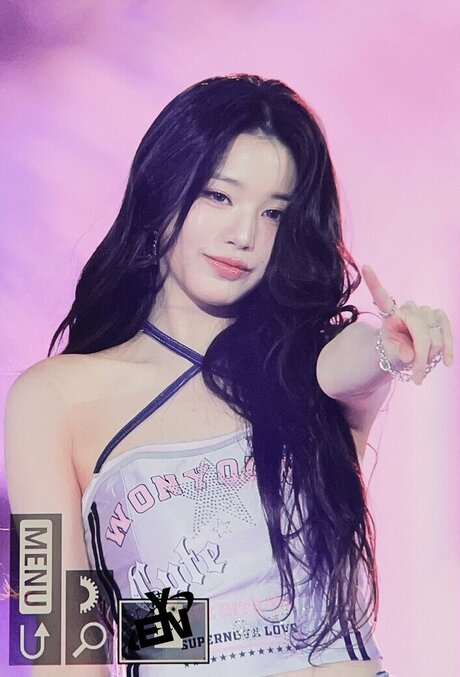 waitress onlyfans sexy nude pics