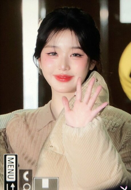 female popular onlyfans hot img