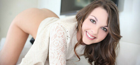 Amateur Allure pornstar pretty pic