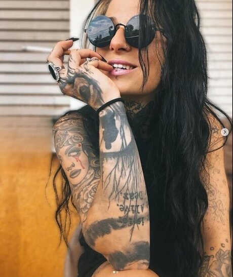 milf model onlyfans free image