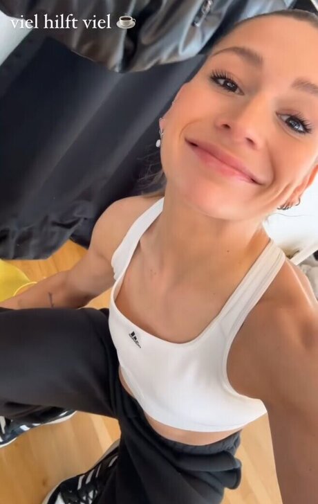 big tits brunette onlyfans porno photos