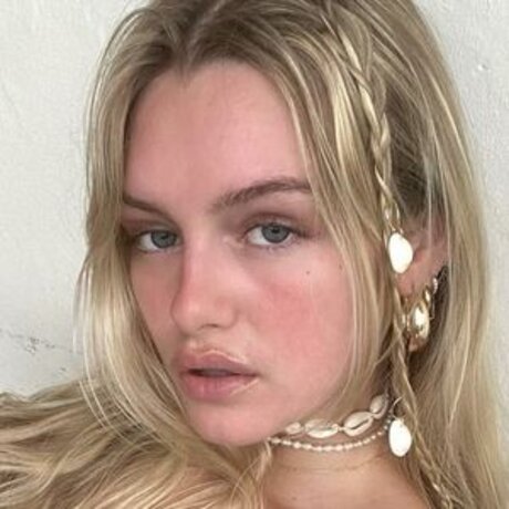 hairy bbw onlyfans pornographic image