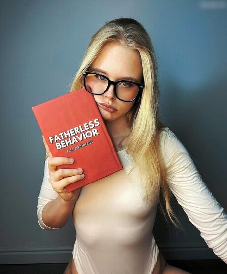 college girl onlyfans free picture