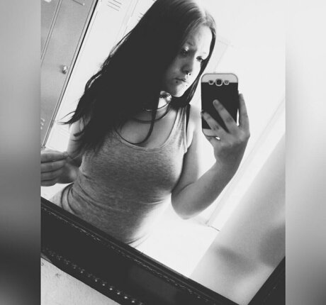 Laura Knoblauch sex model picture