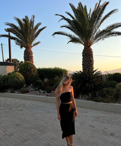 Melina msxou adult model images