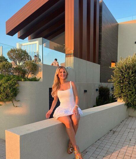 busty solo onlyfans sexy naked pics