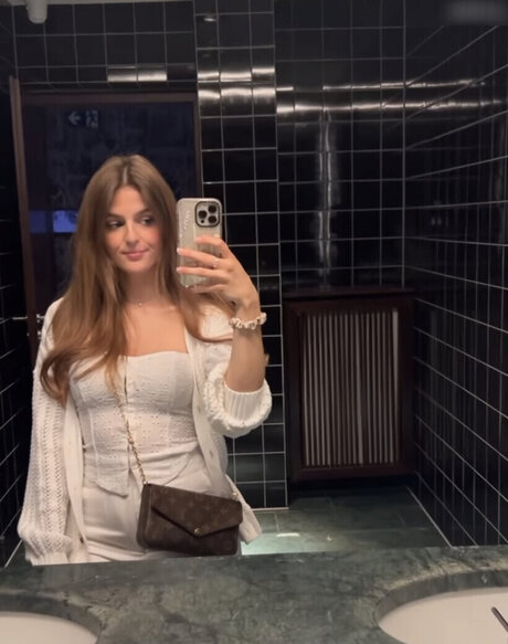 petite girls onlyfans hot porn photo