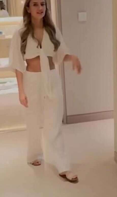 blonde handjob onlyfans free pictures