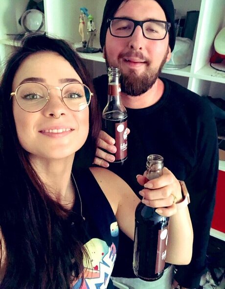 FreakinMagical star pornographic archive