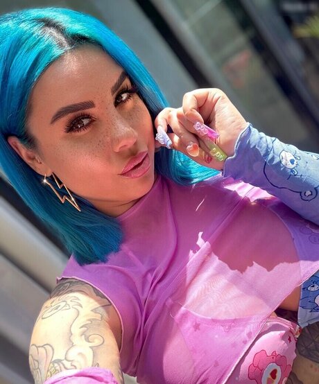 Kate Merlan model hot photo