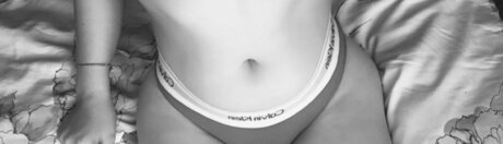 lesbian fuck onlyfans free naked archive