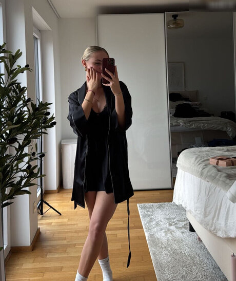 Lina D ren pornstar adult pics