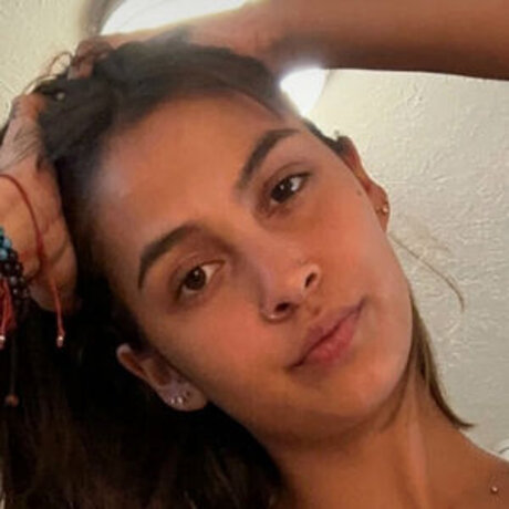 Lizzy Wildfong star pics