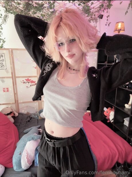 Femboyhami star adult pics