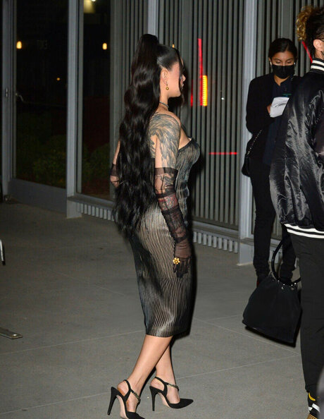 Bella Poarch model beautiful photos