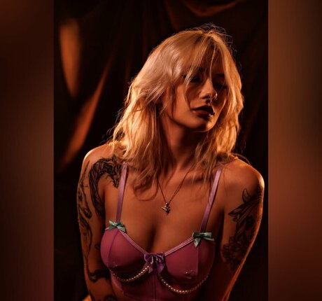 Brewi model pornographic galleries