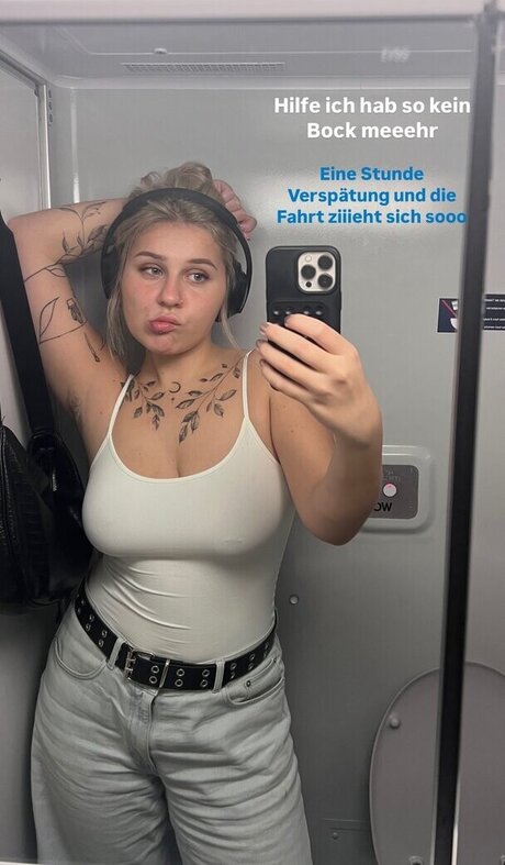 Viky kid star nice photo