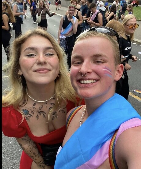 Viky kid pornstar art photo