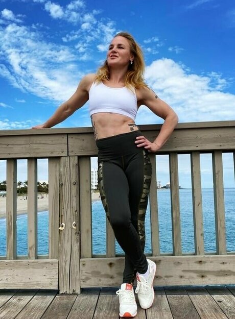 Valentina Shevchenko model perfect pic