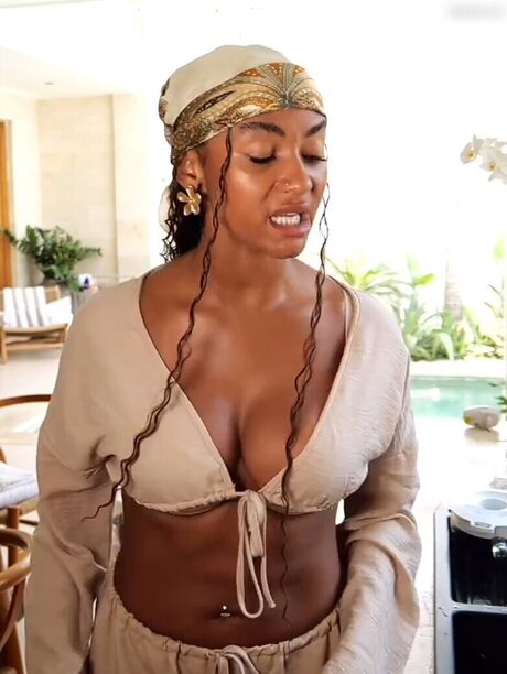 footjob onlyfans hot image