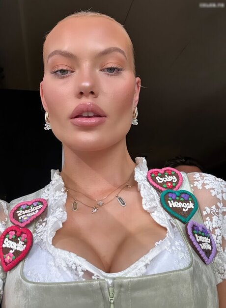 squirt teen onlyfans hot sex photo