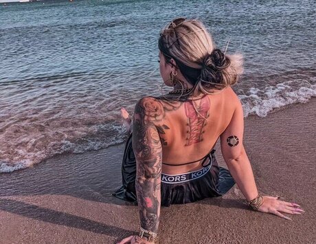 Lyn k44 pornstar hd photos