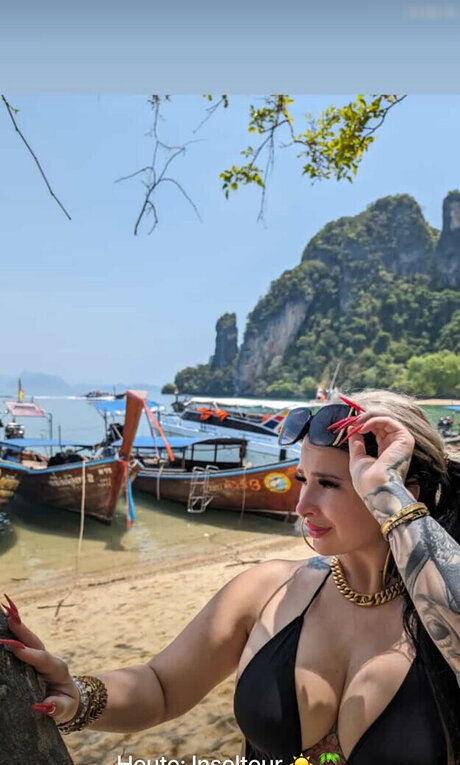 Lyn k44 pornstar erotic archive