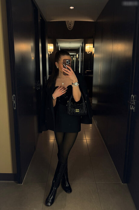 Emmy jt beautiful actress photo