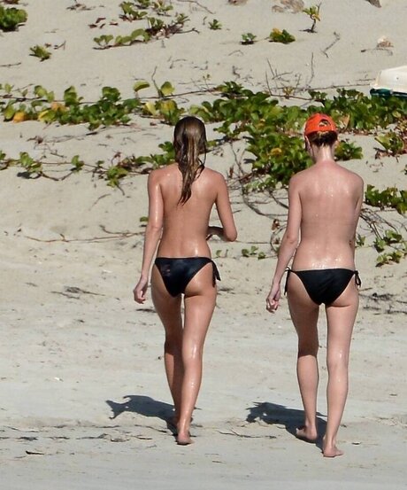 amateur mom onlyfans free porn photos