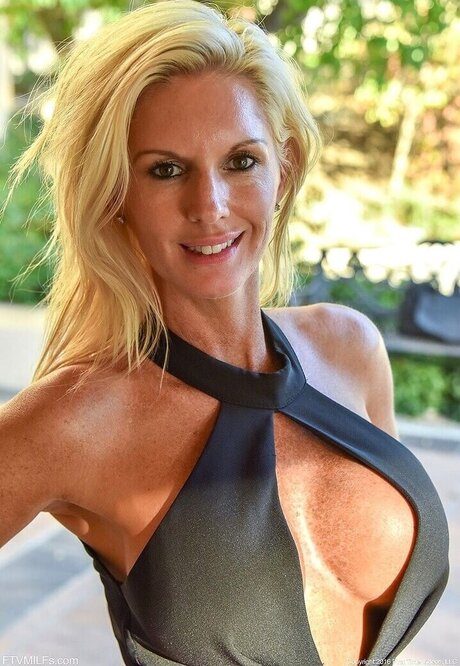 All over 30 model nude archive